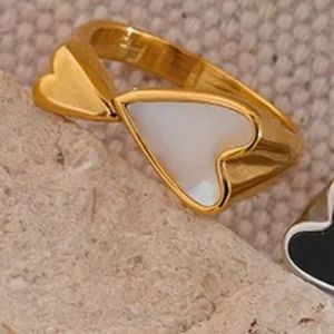 CLEARANCESHEL heart stainless steel 18kgold plated